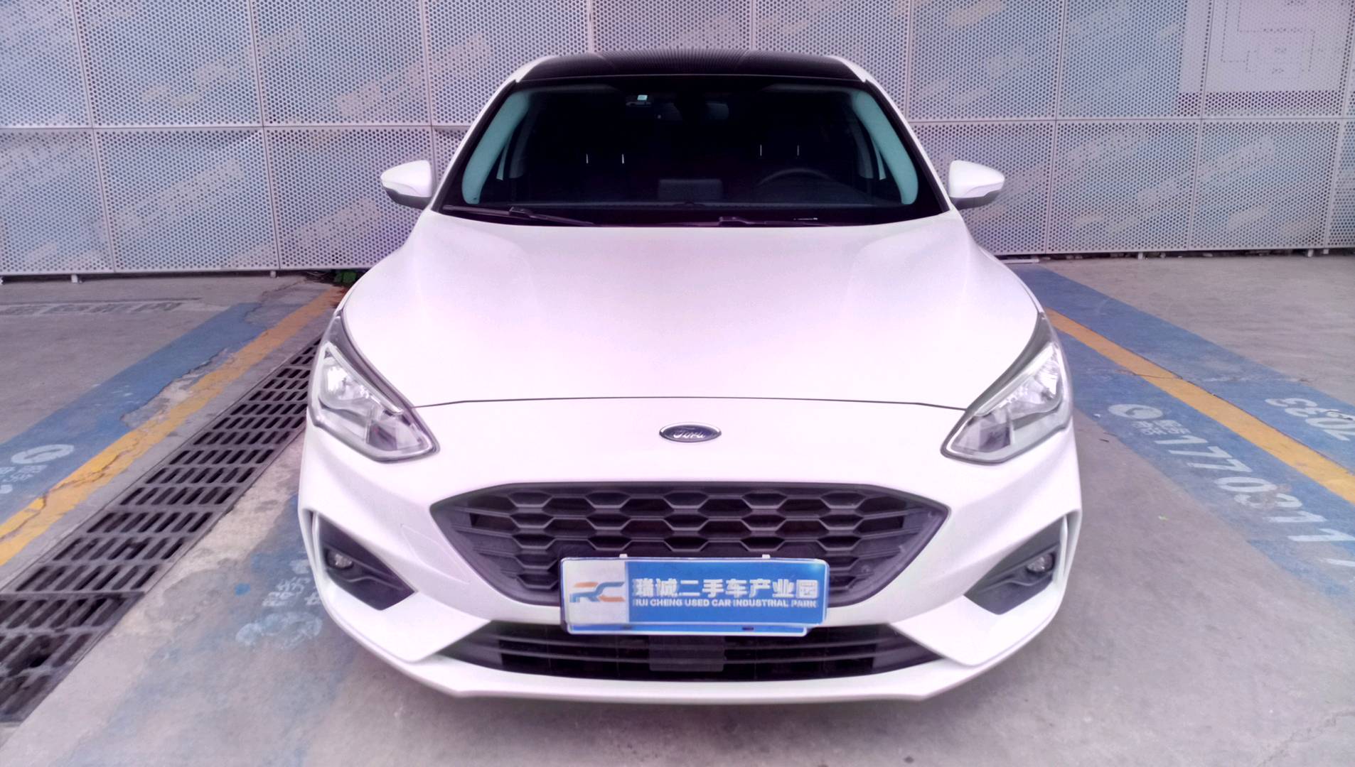 福特 福克斯 2020款 三厢 EcoBoost 180 自动锋潮型 二手车市场选瑞诚