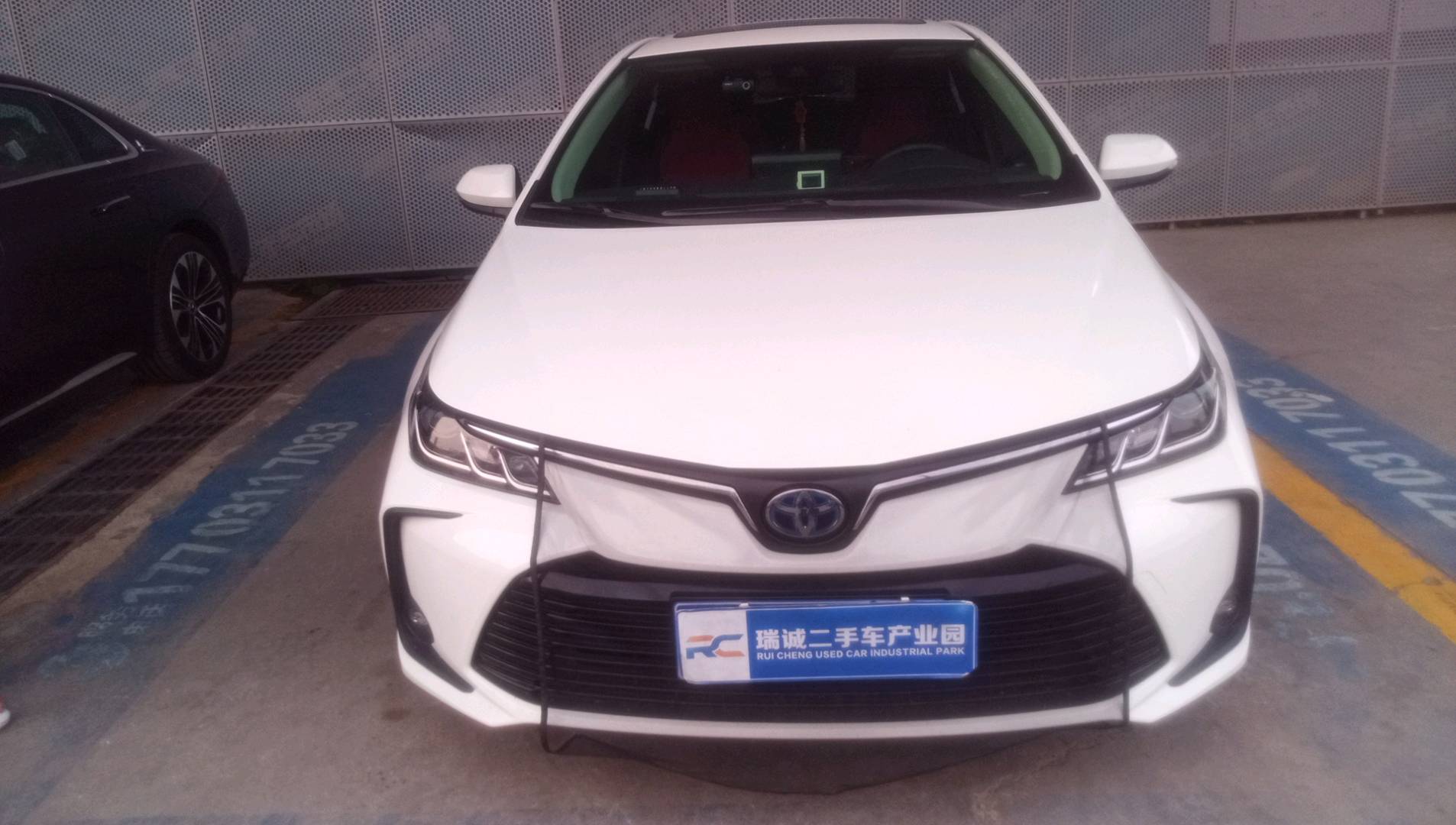 丰田 卡罗拉 2021款 双擎 1.8L E-CVT精英版 二手车市场选瑞诚